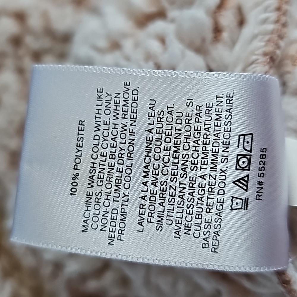 Express One Eleven Teddy Bear Tan Fuzzy Sherpa Sweater Sweatshirt Womens Size XS - Picture 12 of 12